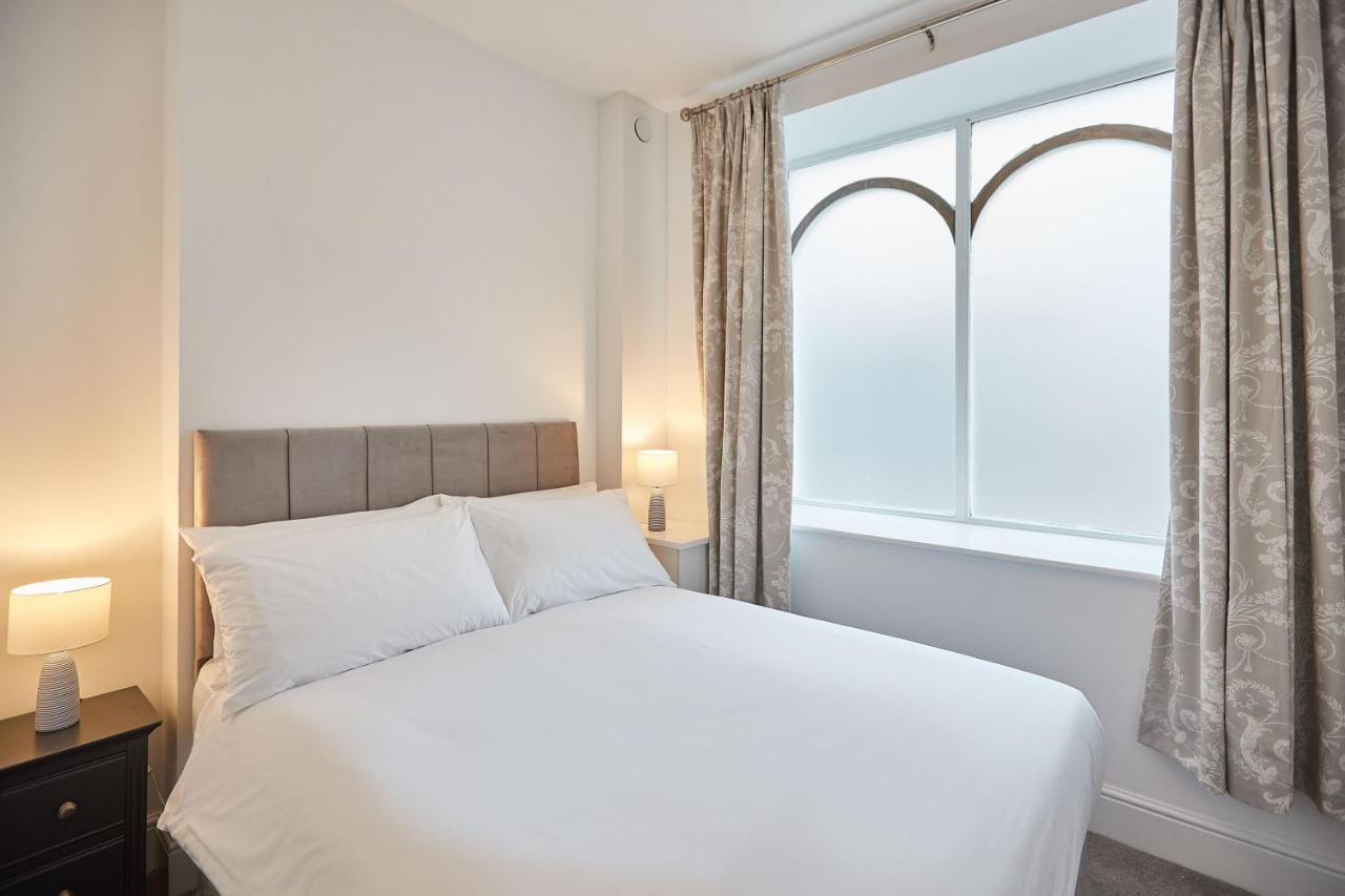 Host & Stay - High Street Apartments Caernarfon Esterno foto