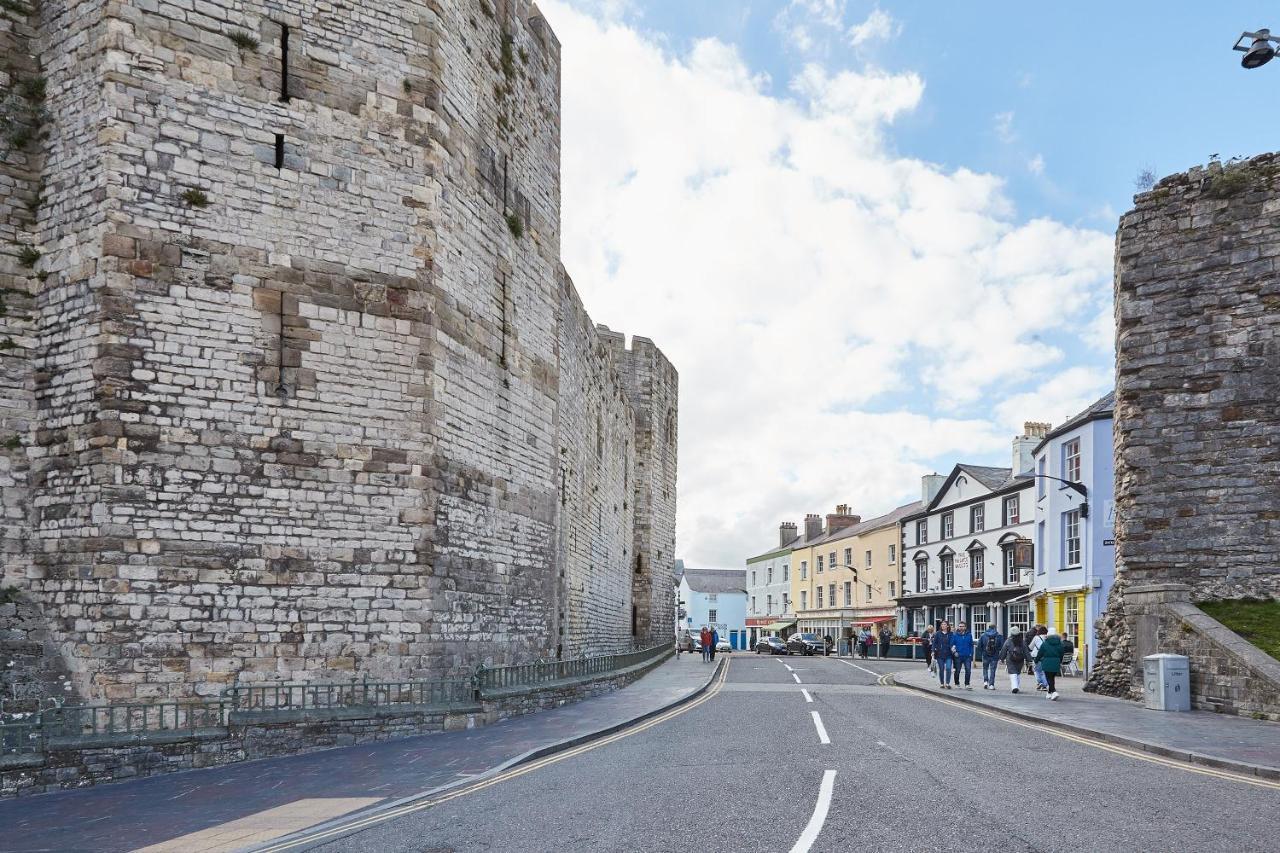 Host & Stay - High Street Apartments Caernarfon Esterno foto